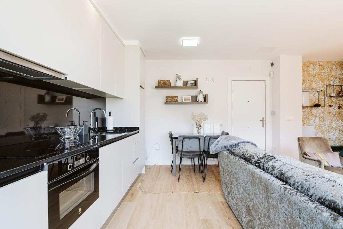 Casa Rosana - Apartamento De Diseno Con Terraza Sallent De Gallego Exterior photo